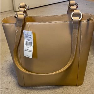 Brand new Banana Republic leather purse